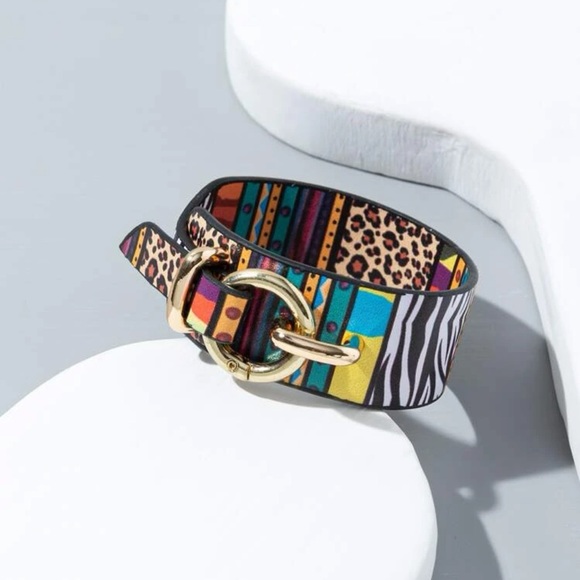 Leopard & Zebra Striped Pattern Bracelet - Picture 4 of 4